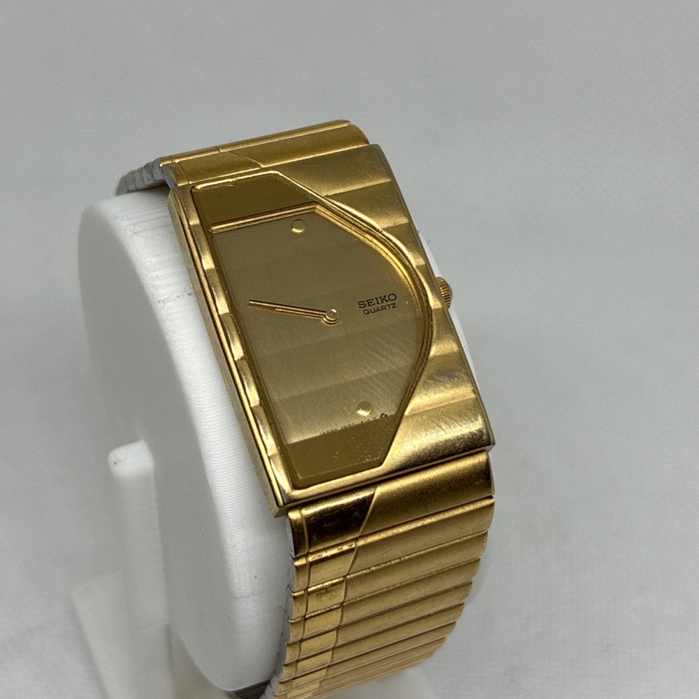 Vintage Seiko Quartz Ladies Half Moon Gold on Gold 2P20-5k19 - New Battery!